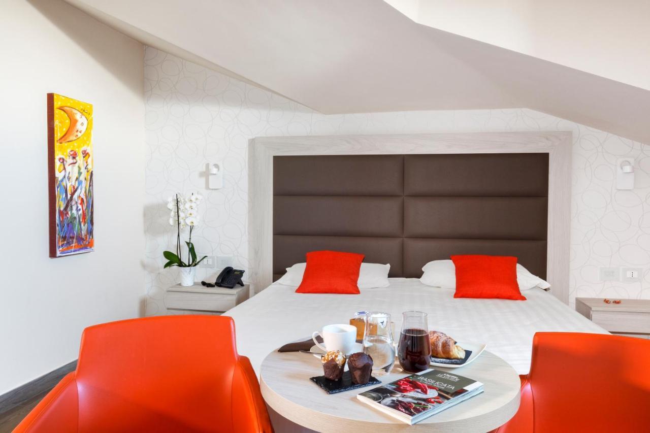 Hotel Bhotel 4*